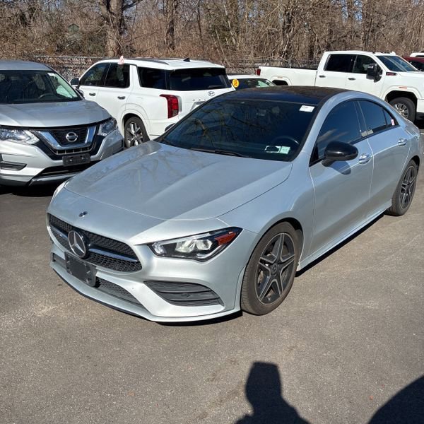 Used 2022 Mercedes-Benz CLA 250 4MATIC image 1