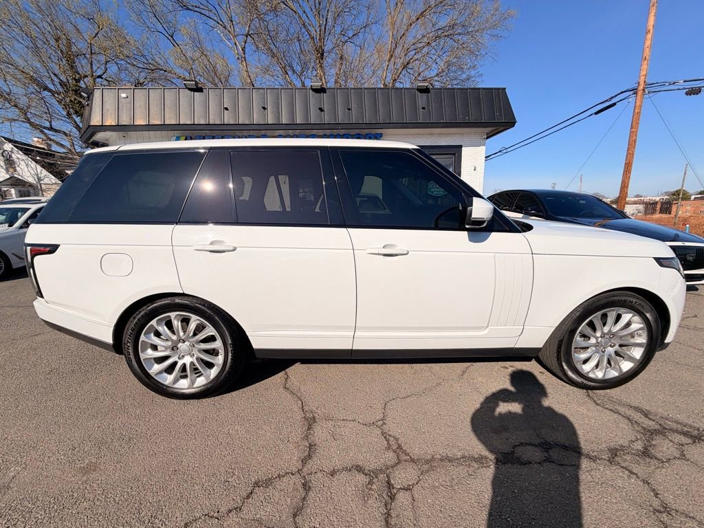 Used 2018 Land Rover Range Rover HSE image 6