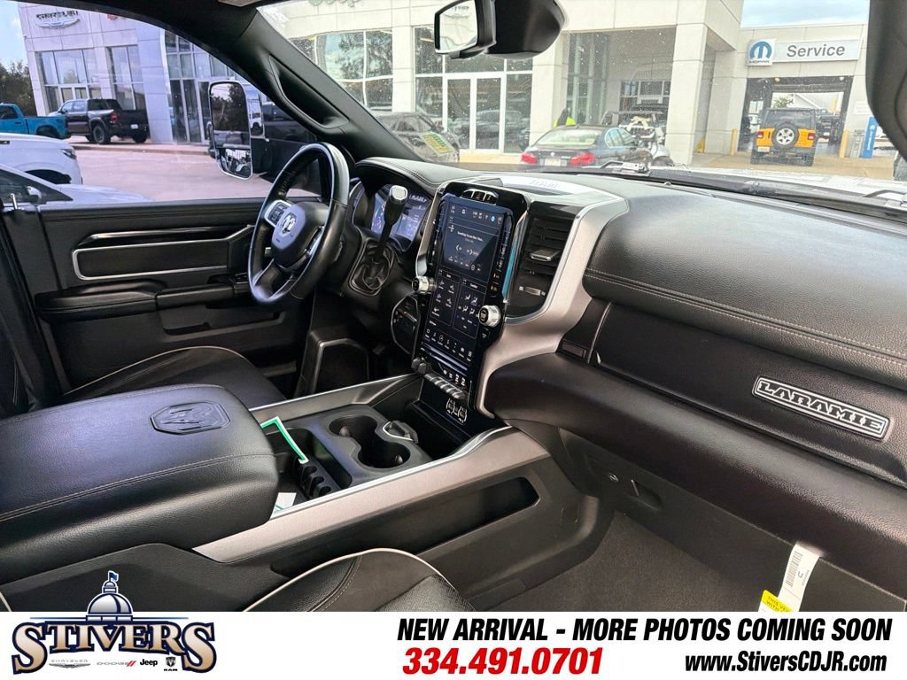 Used 2022 RAM 3500 Laramie AWD/4WD image 16