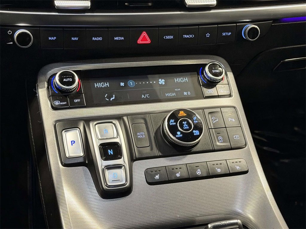 Used 2024 Hyundai Palisade Calligraphy image 17