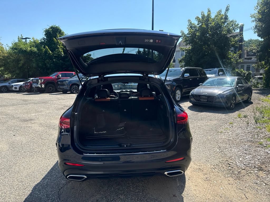 Used 2023 Mercedes-Benz GLC 300 4MATIC image 6