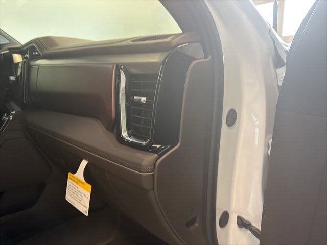 New 2026 GMC Sierra 3500 Denali w/ Technology Package image 28