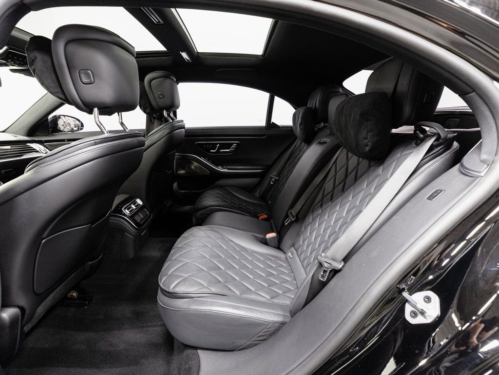 Used 2023 Mercedes-Benz S 580 4MATIC Sedan image 30