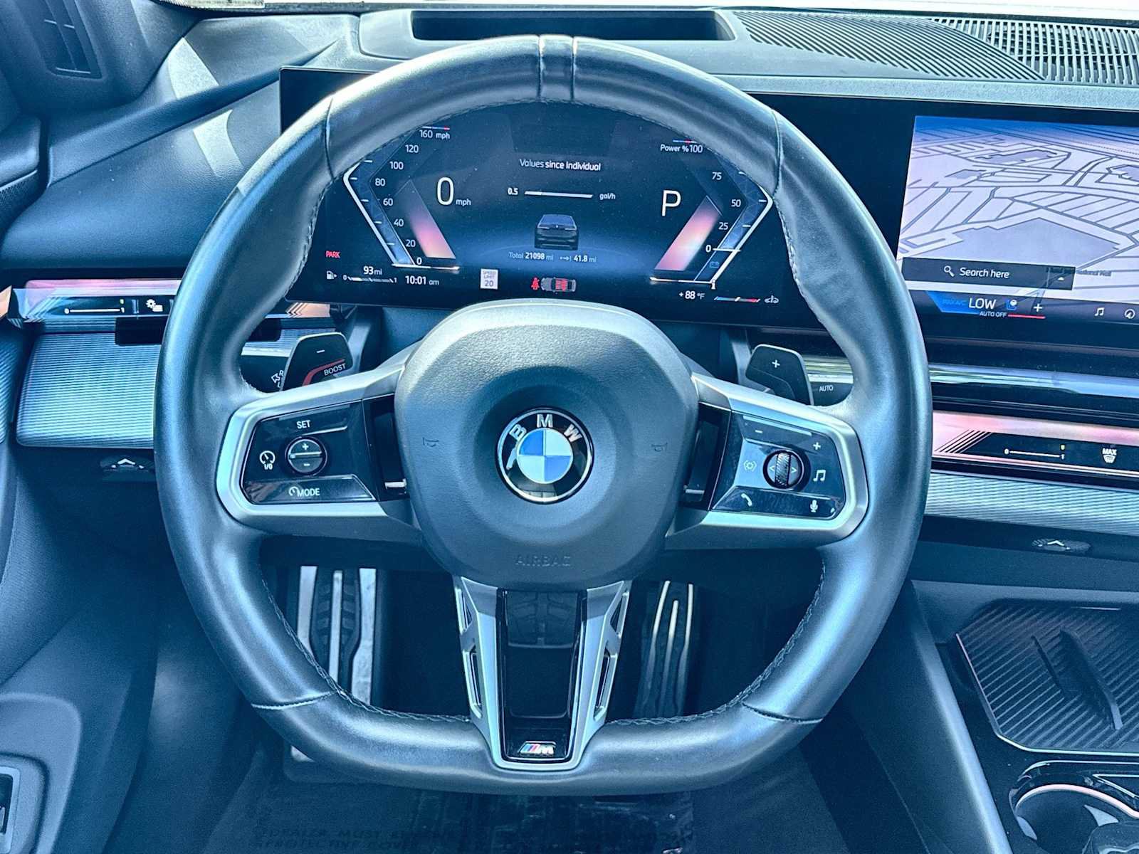Used 2024 BMW 540i xDrive AWD/4WD image 15