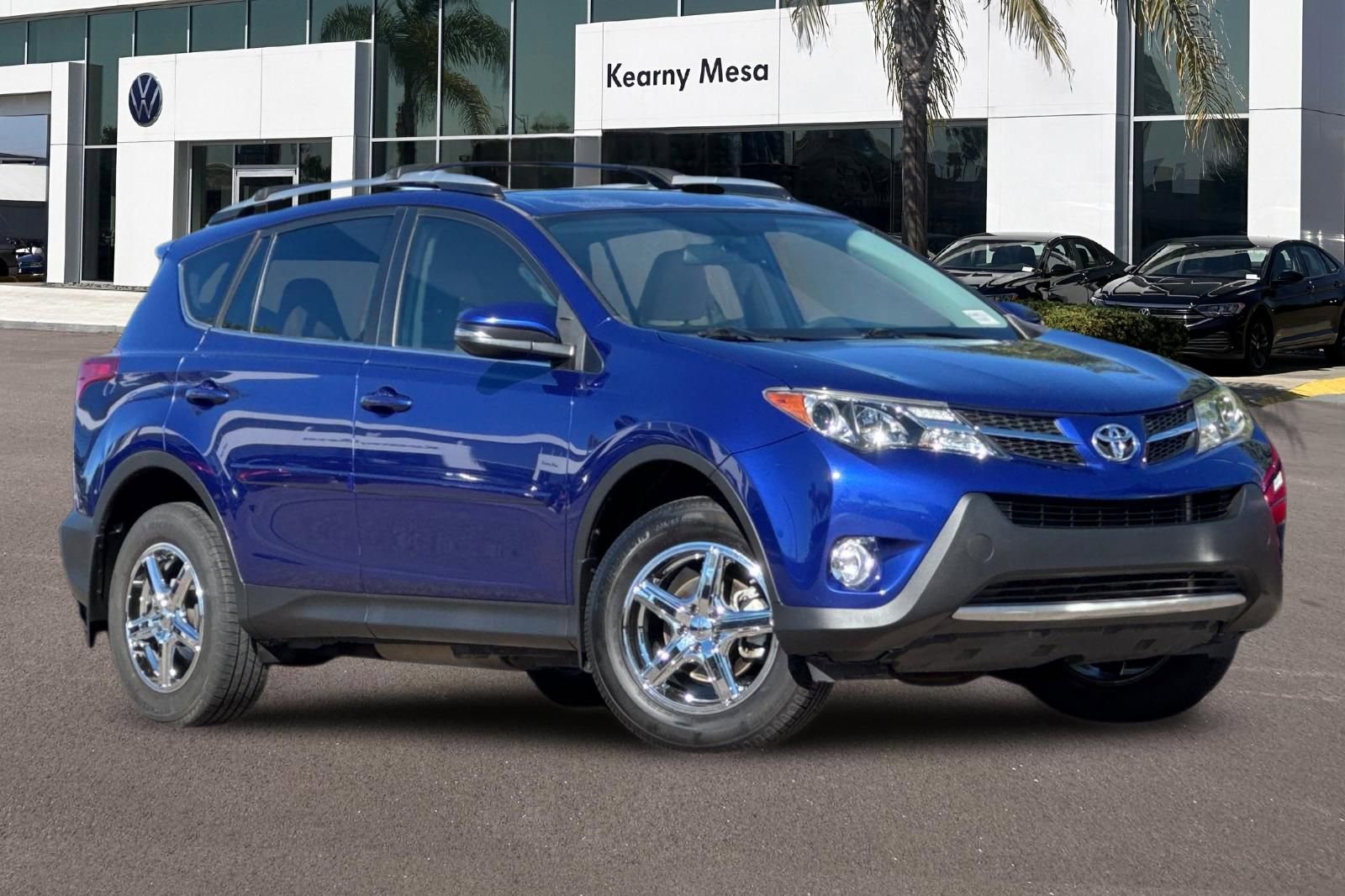 Used 2015 Toyota RAV4 XLE image 2