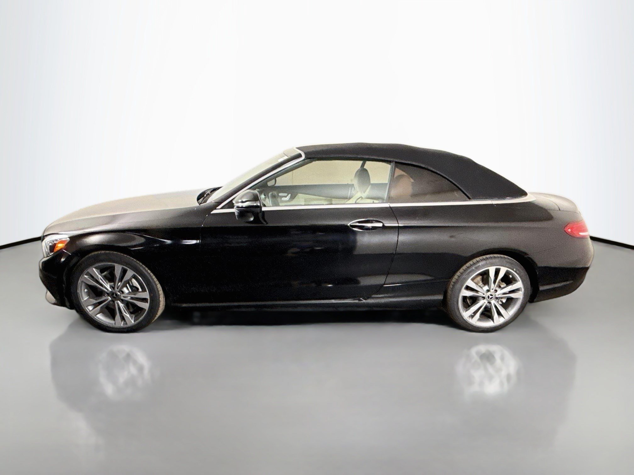 Used 2018 Mercedes-Benz C 300 Cabriolet image 6