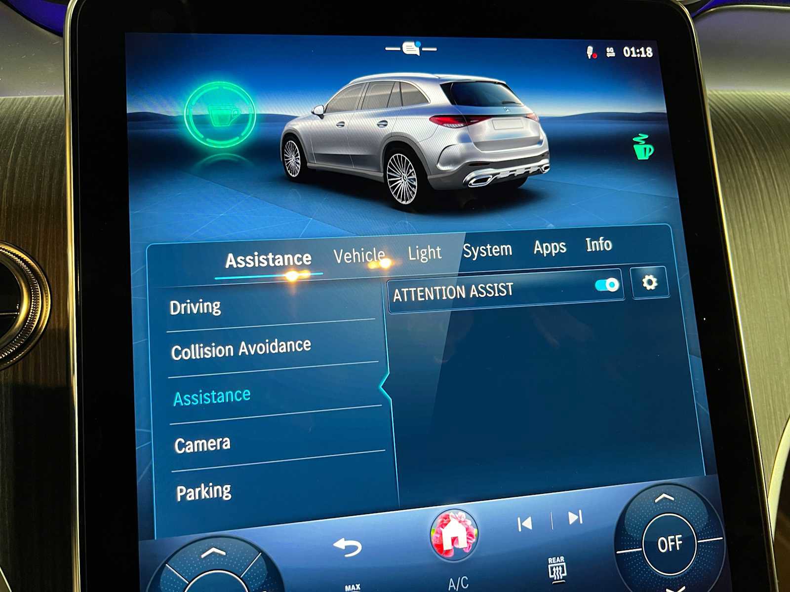 Used 2026 Mercedes-Benz GLC 300 4MATIC image 34