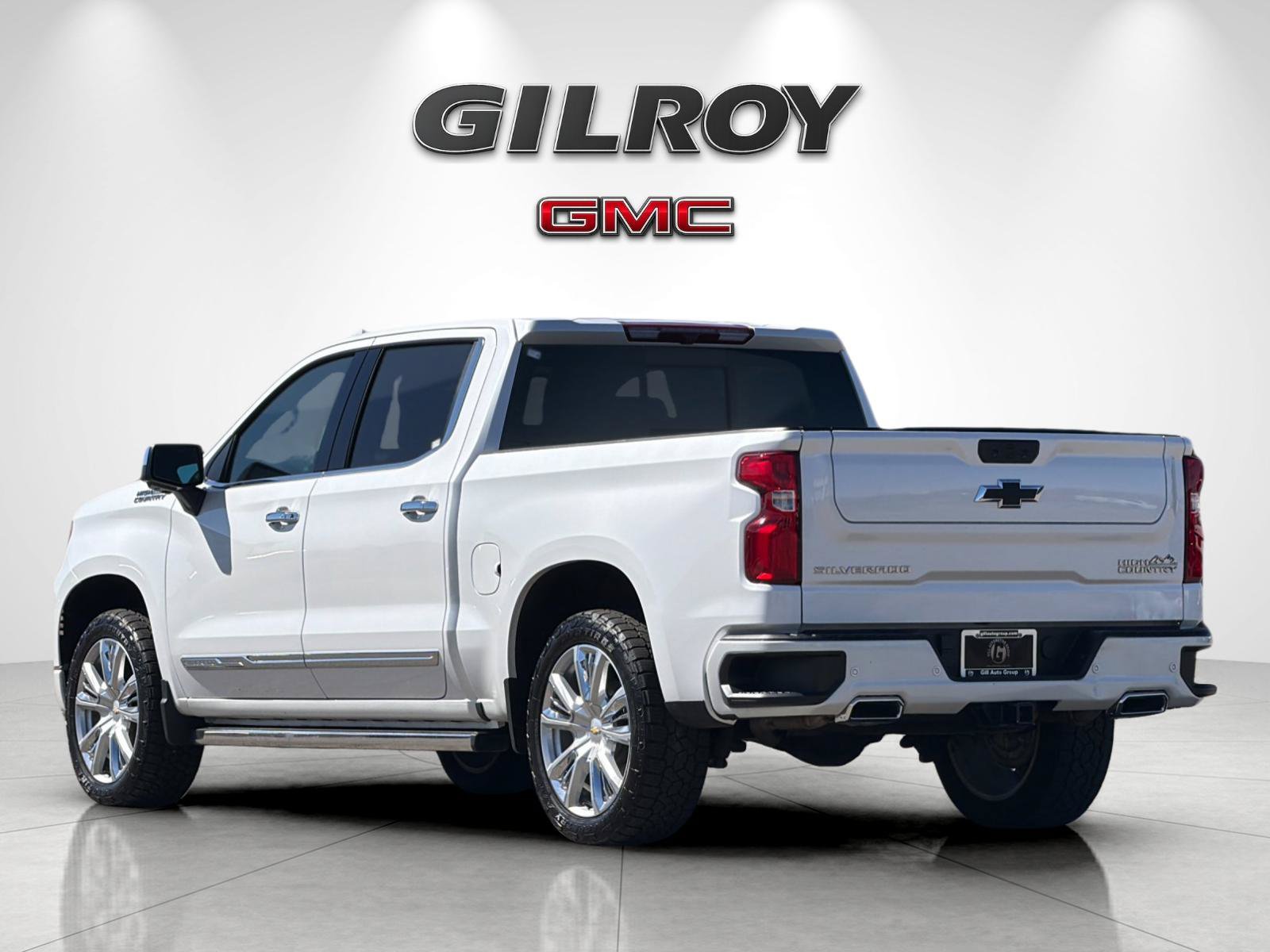 Used 2024 Chevrolet Silverado 1500 High Country AWD/4WD image 5