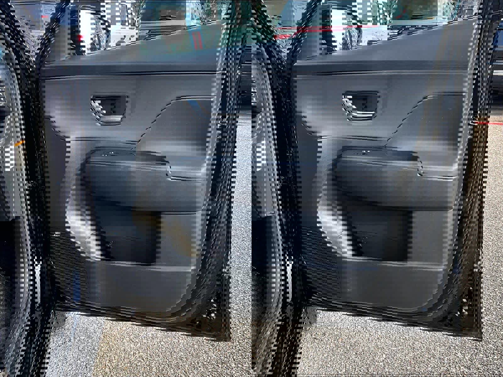 Used 2024 Hyundai Kona Limited image 12