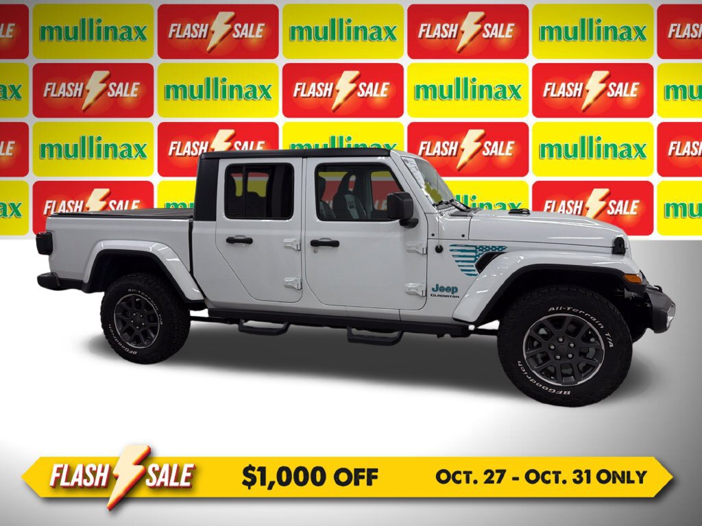 Used 2020 Jeep Gladiator Overland AWD/4WD image 2