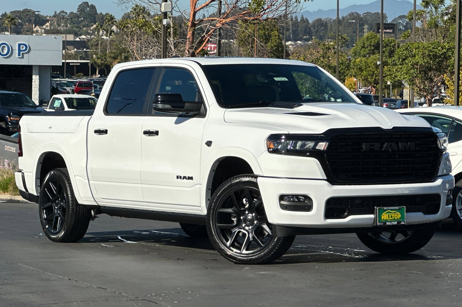 New 2027 RAM 1500 Laramie AWD/4WD image 2