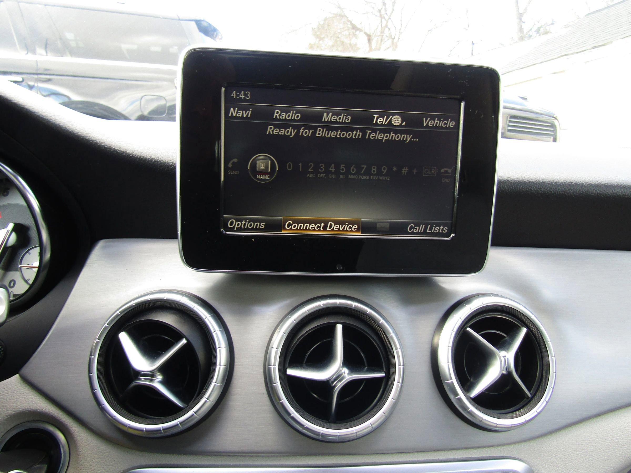 Used 2015 Mercedes-Benz CLA 250 image 17