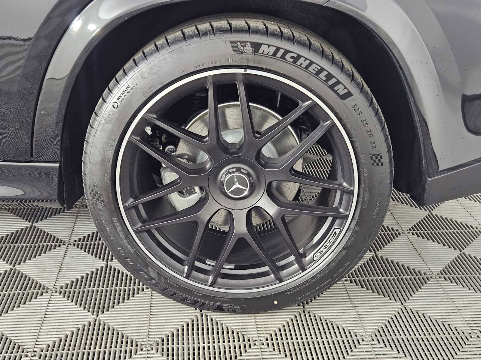 New 2025 Mercedes-Benz GLE 53 AMG 4MATIC image 12