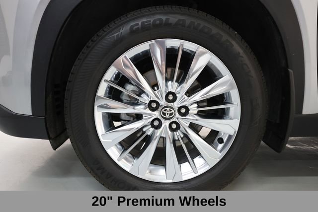 Used 2024 Toyota Grand Highlander Platinum image 41