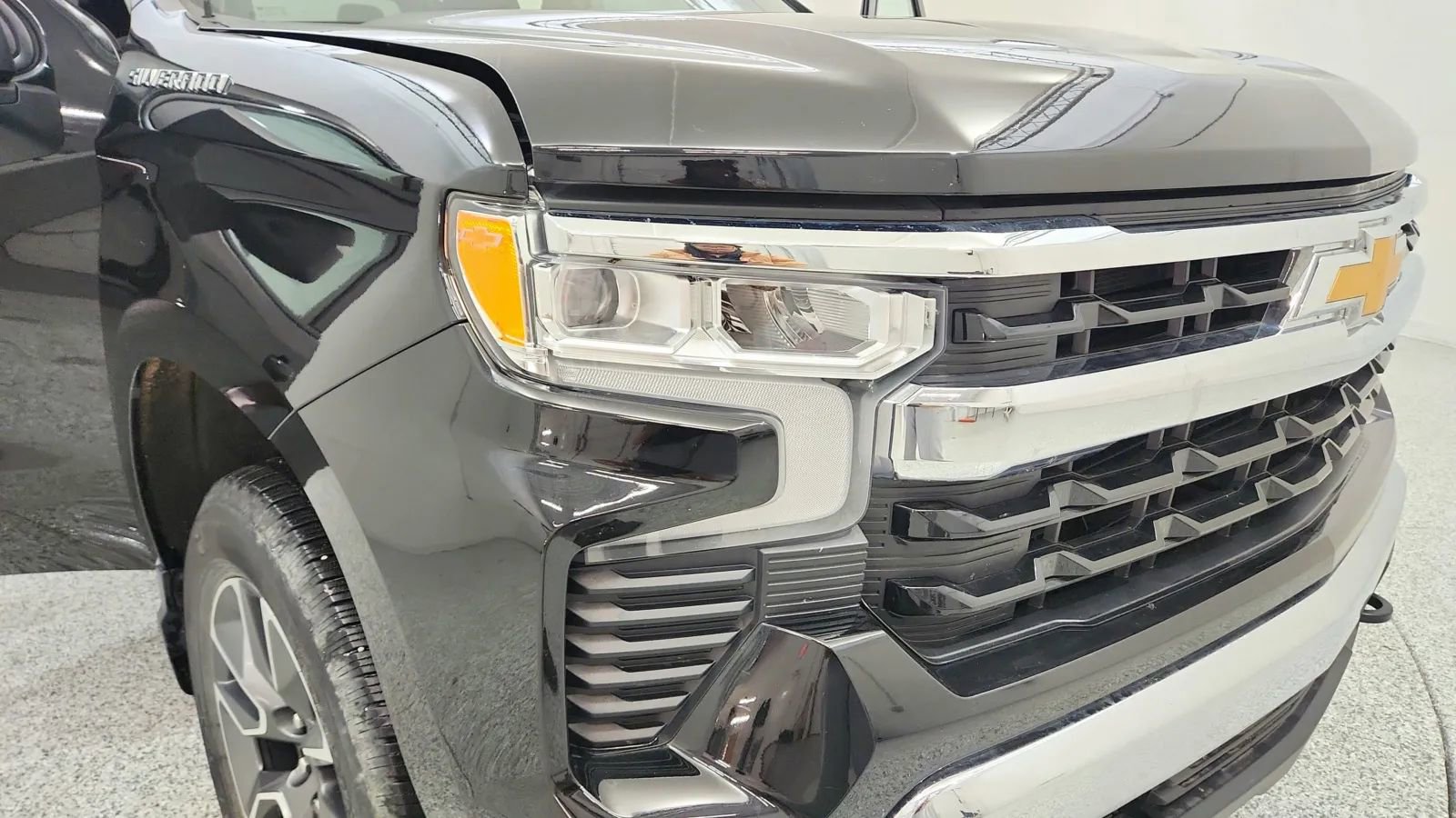 Used 2022 Chevrolet Silverado 1500 LT image 14