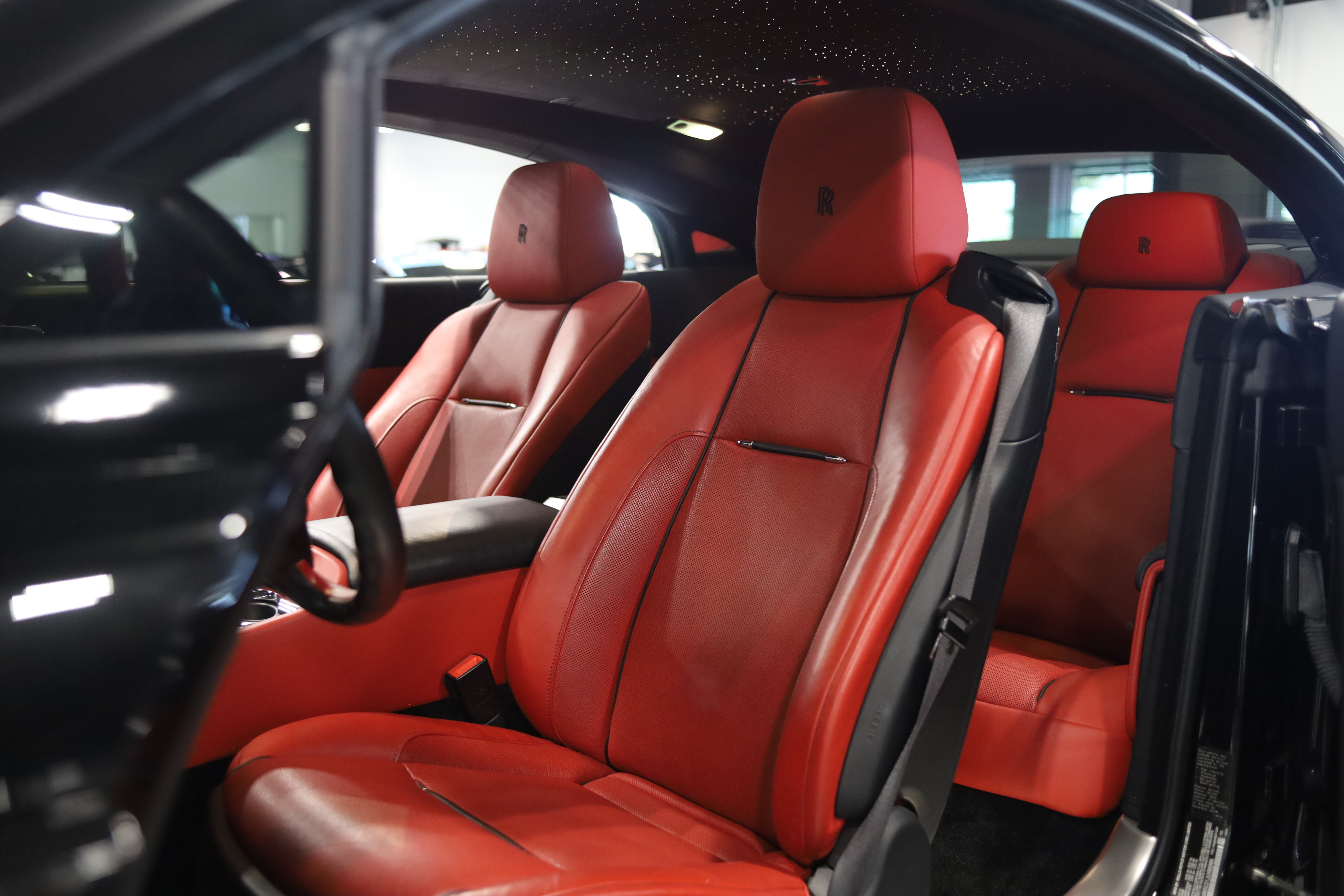 Used 2018 Rolls-Royce Wraith RWD image 15