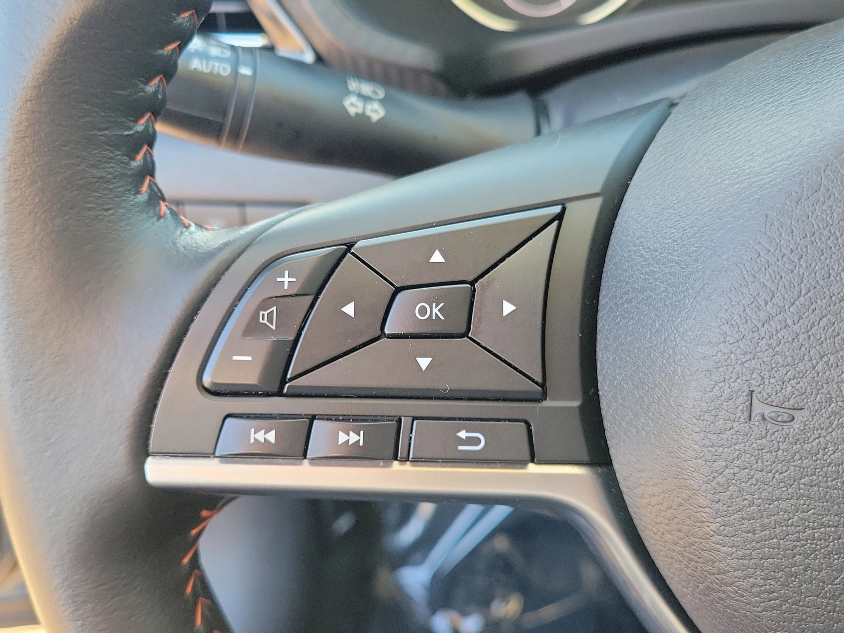 Certified 2024 Nissan Sentra SR image 27