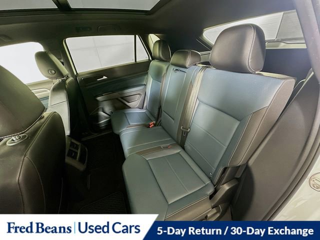 Used 2022 Volkswagen Atlas Cross Sport SEL R-Line image 26