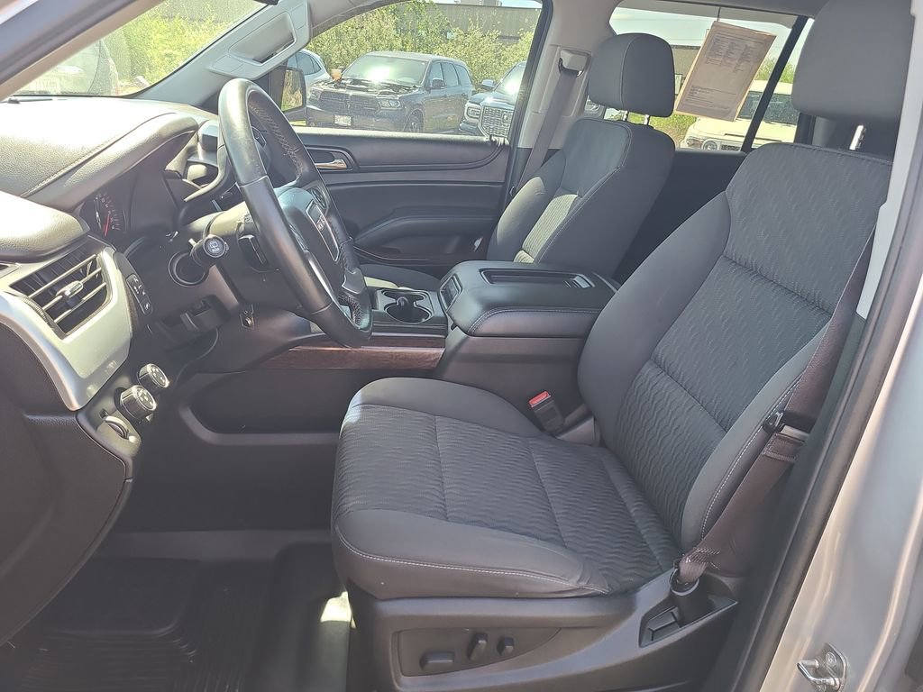 Used 2016 GMC Yukon SLE w/ Convenience Package AWD/4WD image 23