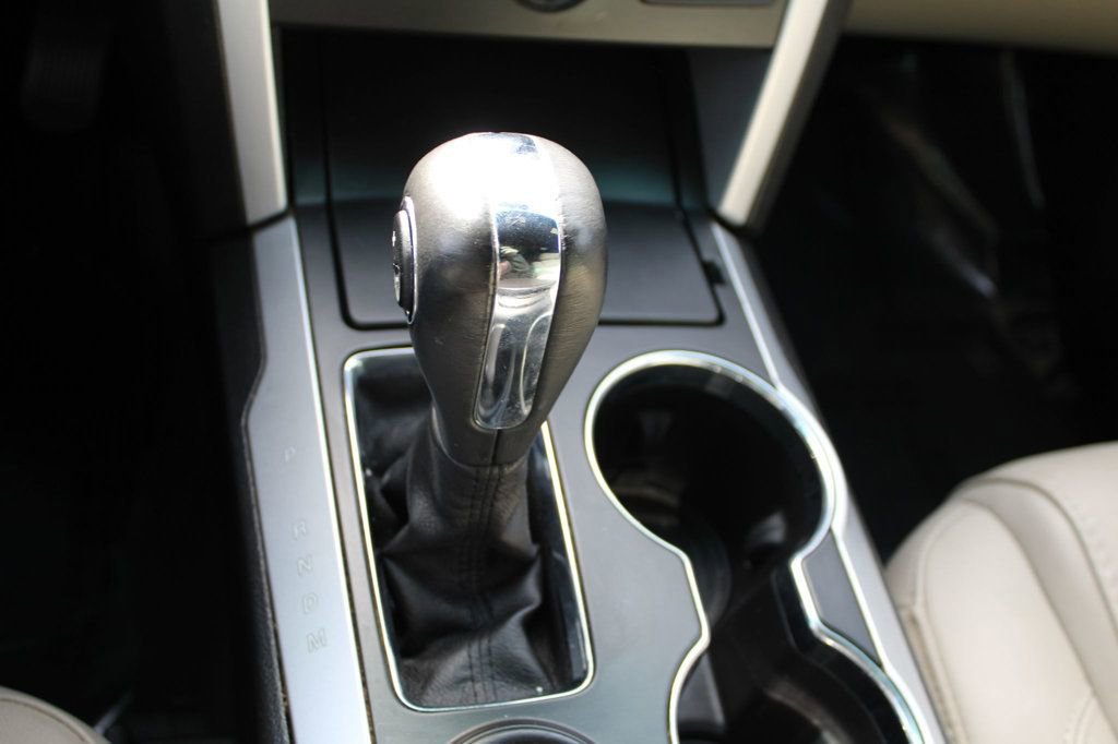 Used 2015 Ford Explorer XLT w/ Equipment Group 202A image 18