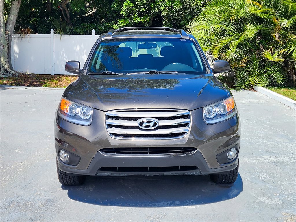 Used 2012 Hyundai Santa Fe SE FWD image 3