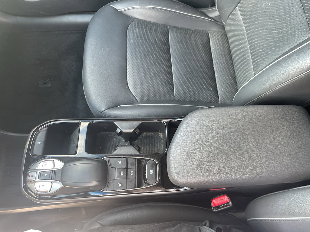 Used 2021 Hyundai Ioniq Limited FWD image 17