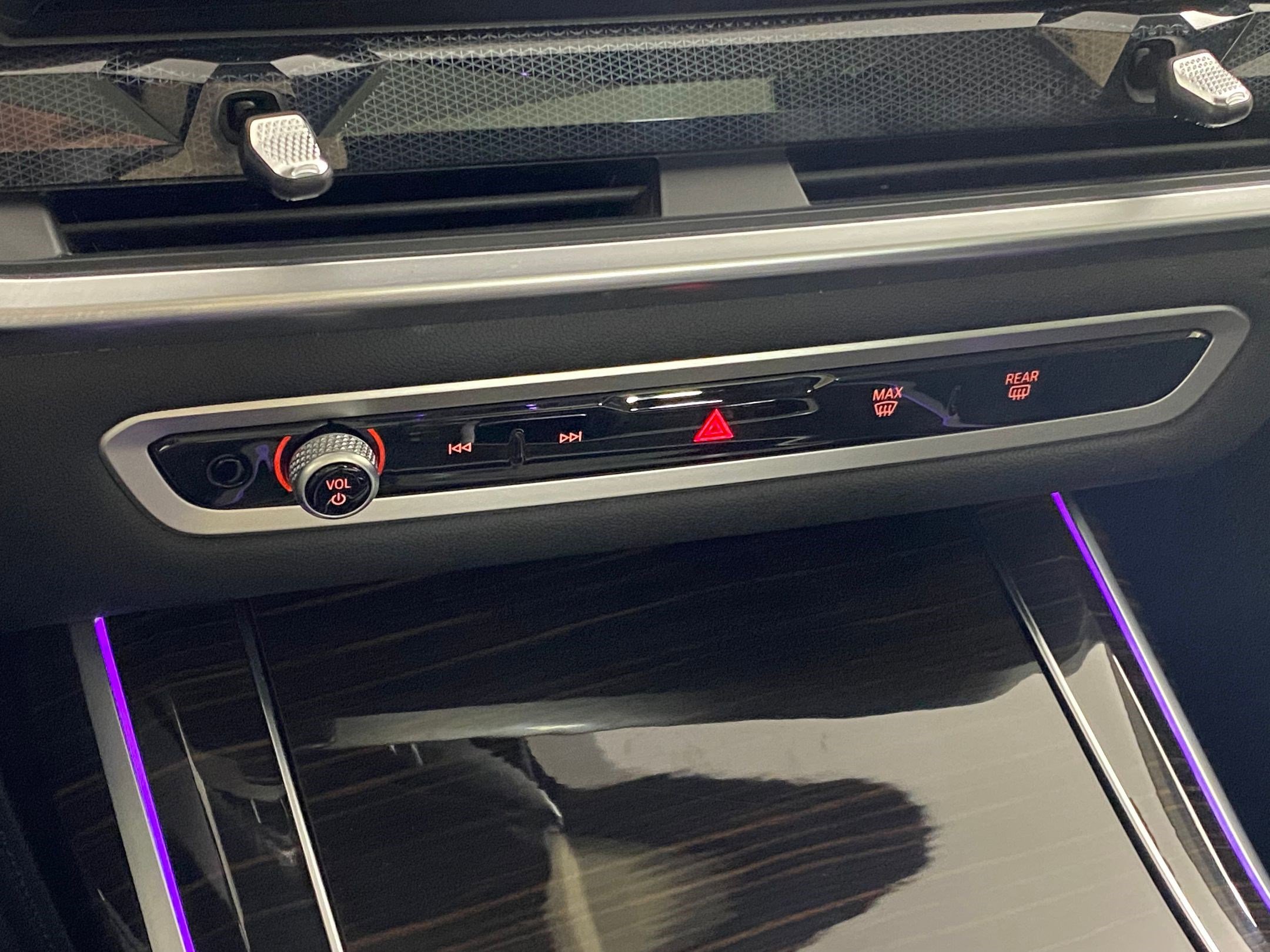 Certified 2025 BMW X7 xDrive40i image 27