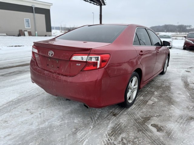 Used 2014 Toyota Camry image 12