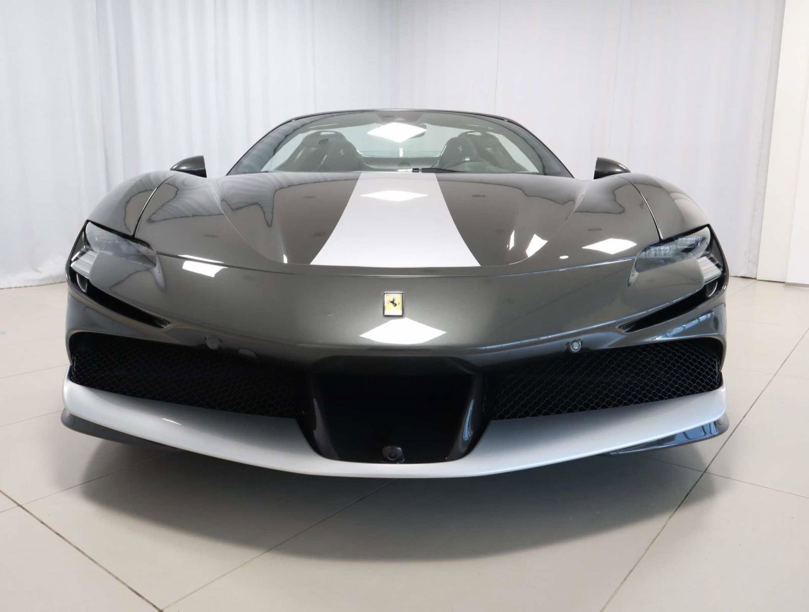 Certified 2022 Ferrari SF90 Spider Convertible AWD image 4