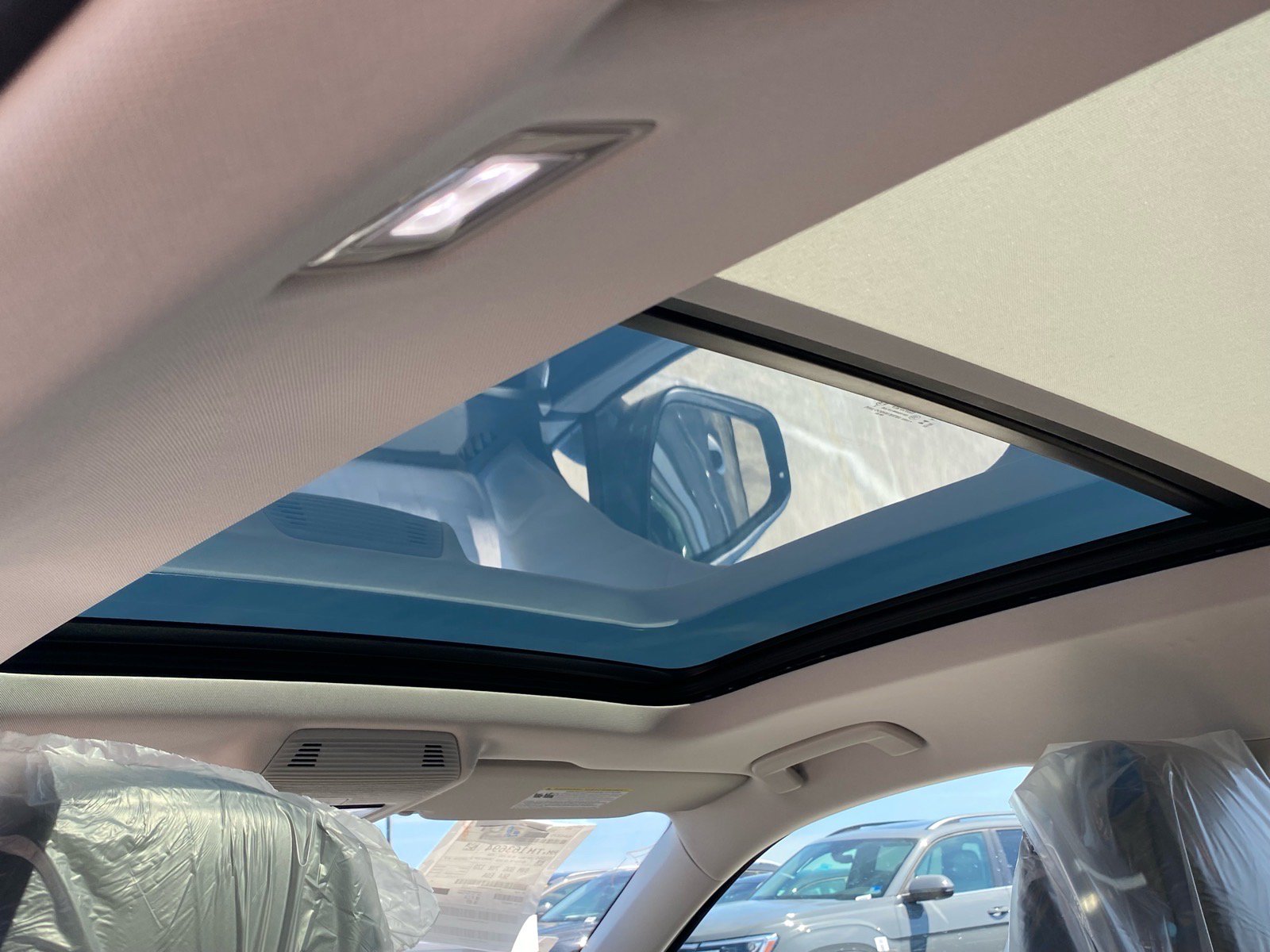 New 2026 Volkswagen Tiguan SE AWD/4WD image 12