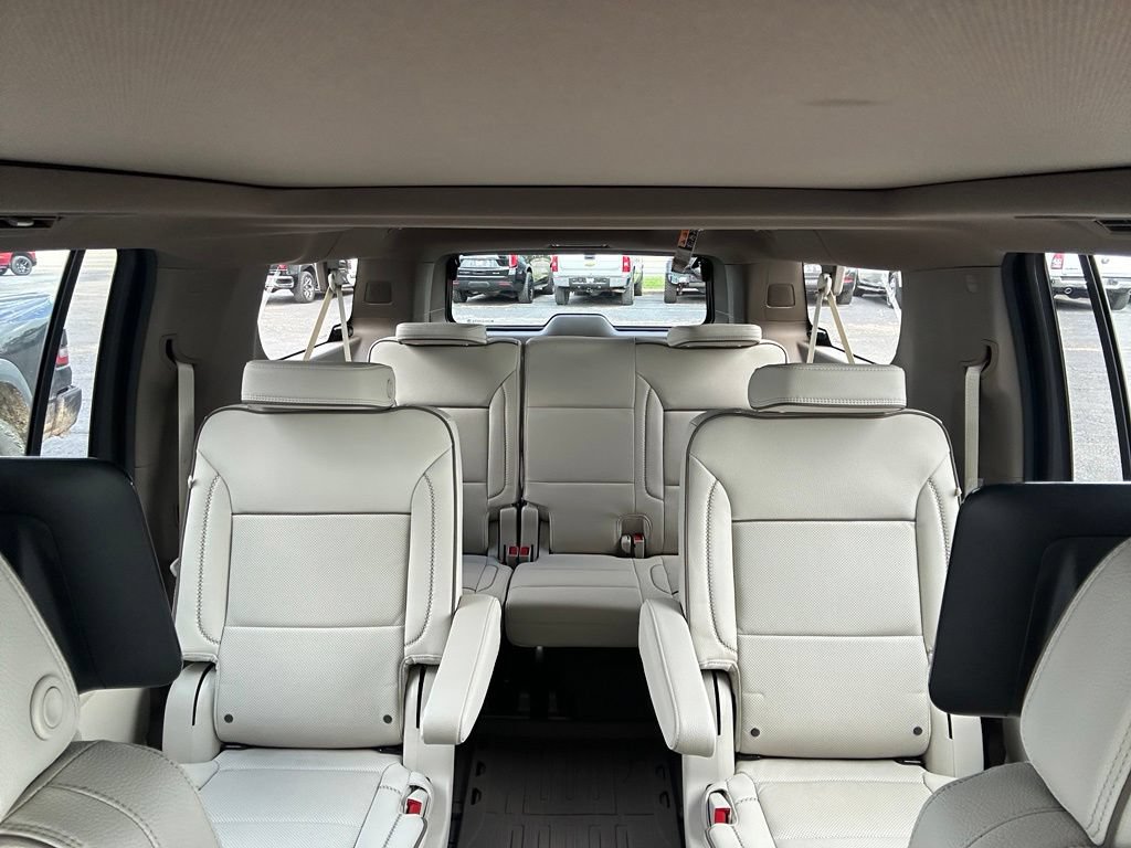 New 2026 GMC Yukon XL Denali w/ Denali Reserve Package AWD/4WD image 26