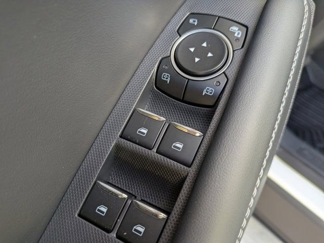 Used 2025 Ford Mustang Mach-E Premium image 21