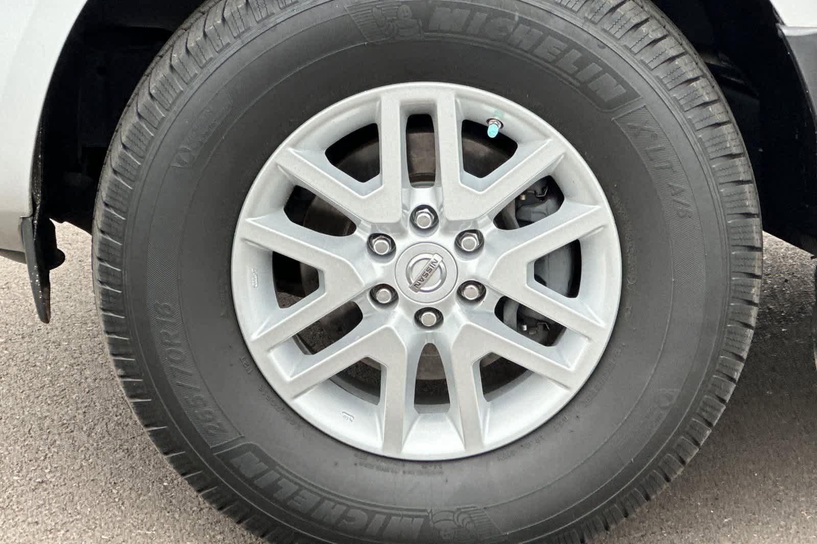 Used 2018 Nissan Frontier SV image 24