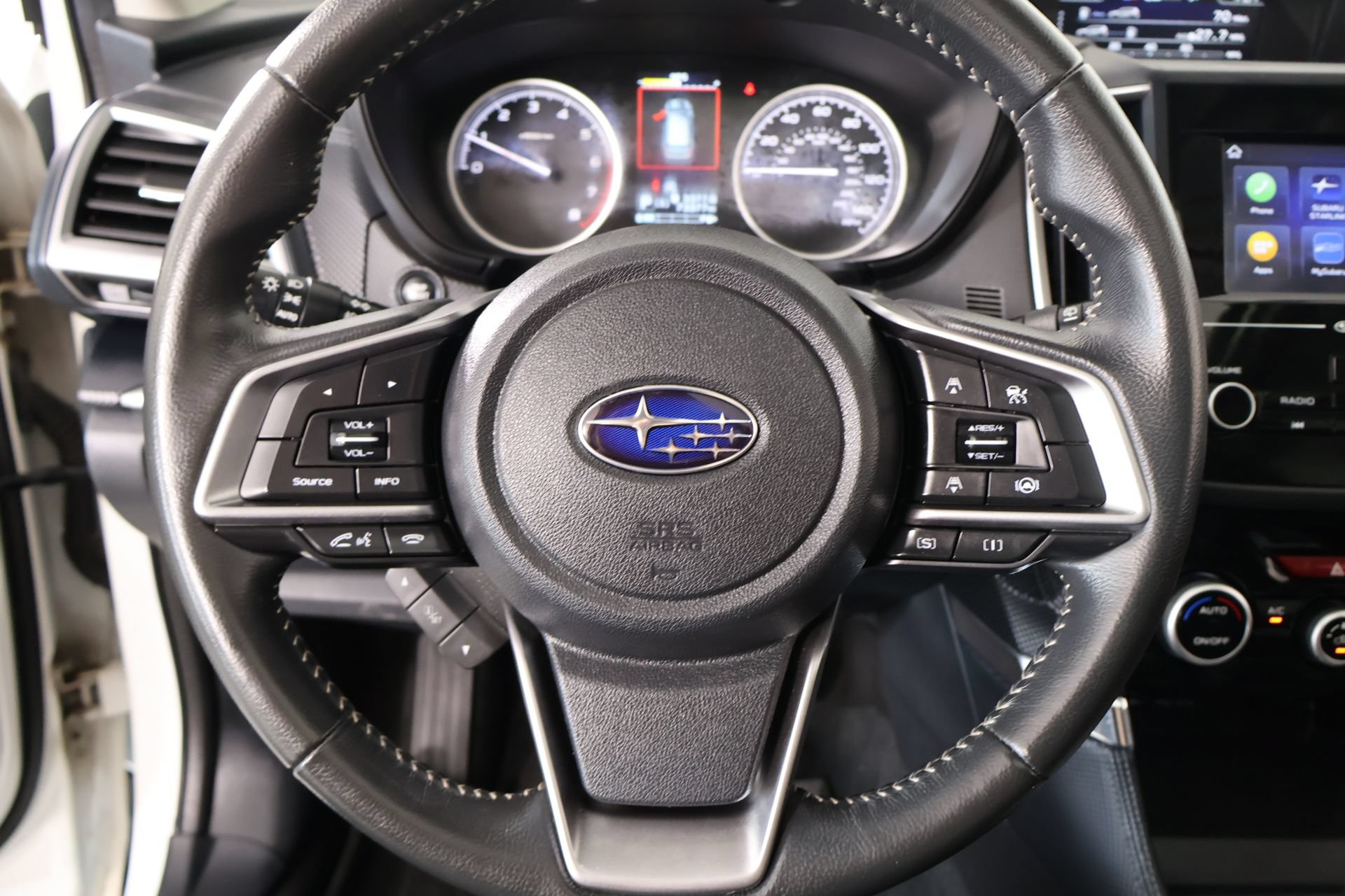 Used 2024 Subaru Forester Premium AWD/4WD image 3