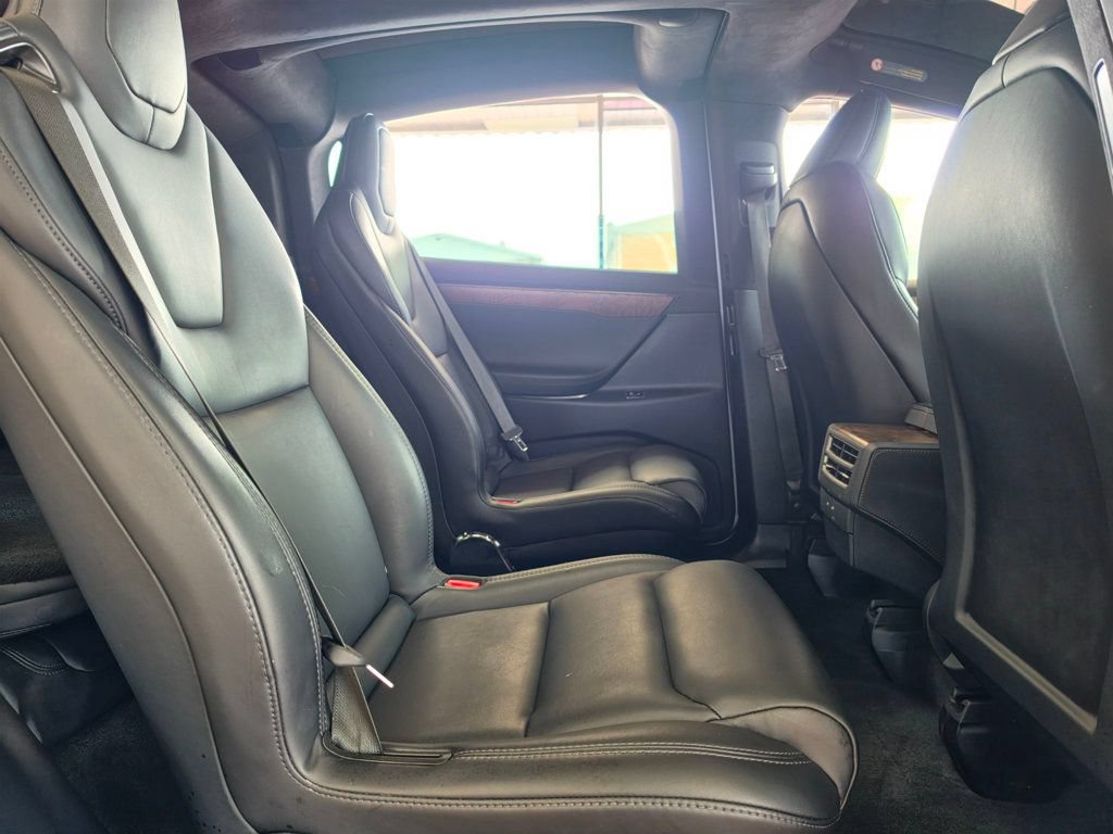 Used 2020 Tesla Model X Long Range AWD/4WD image 22