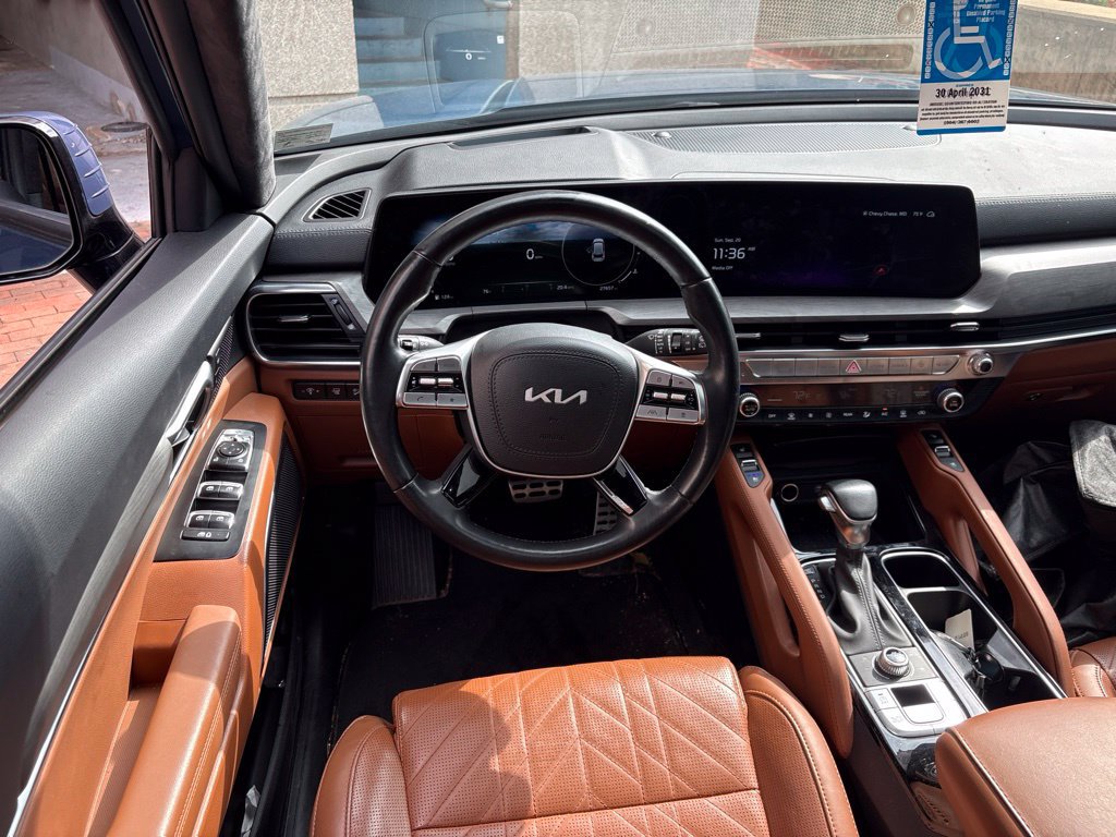 Certified 2024 Kia Telluride SX Prestige X-Line AWD/4WD image 11