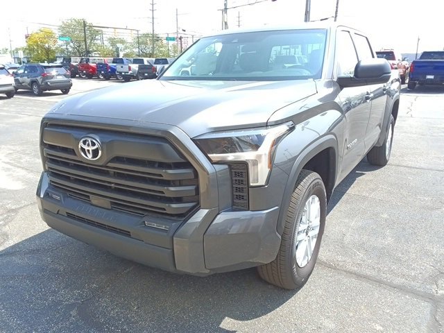 New 2024 Toyota Tundra SR5 image 2