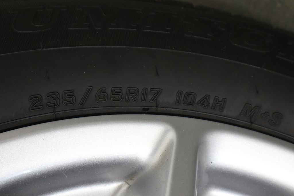 Used 2024 Chrysler Pacifica Touring-L image 48