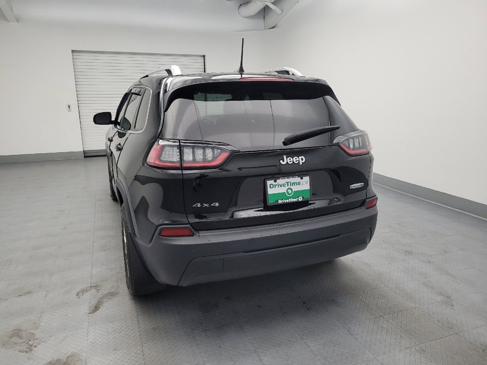 Used 2019 Jeep Cherokee Latitude Plus w/ Cold Weather Group AWD/4WD image 6