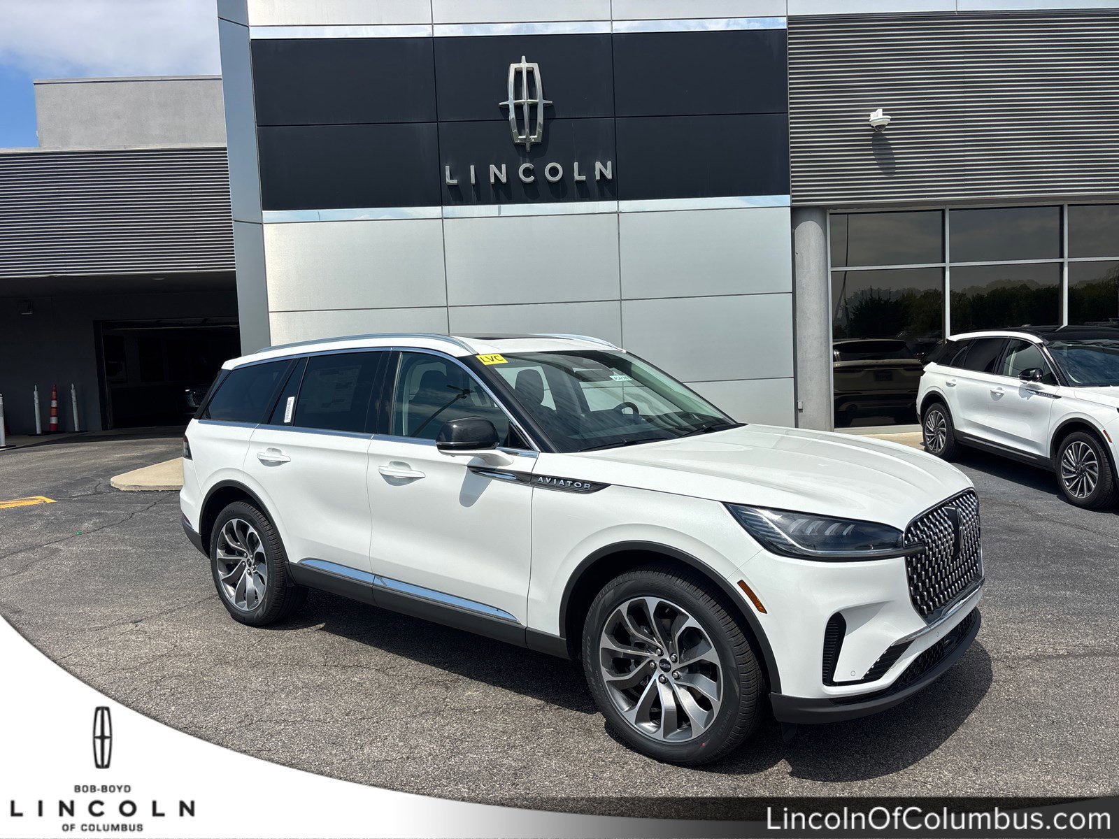 New 2026 Lincoln Aviator AWD