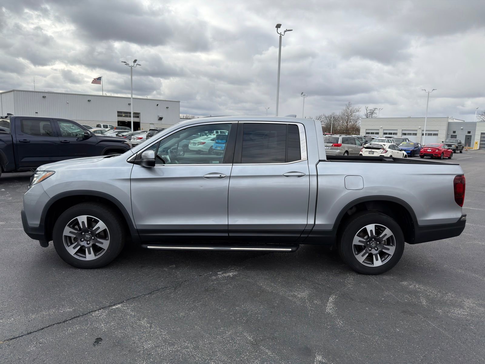 Used 2019 Honda Ridgeline RTL-T image 3