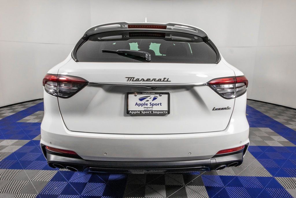 Used 2023 Maserati Levante Modena image 6