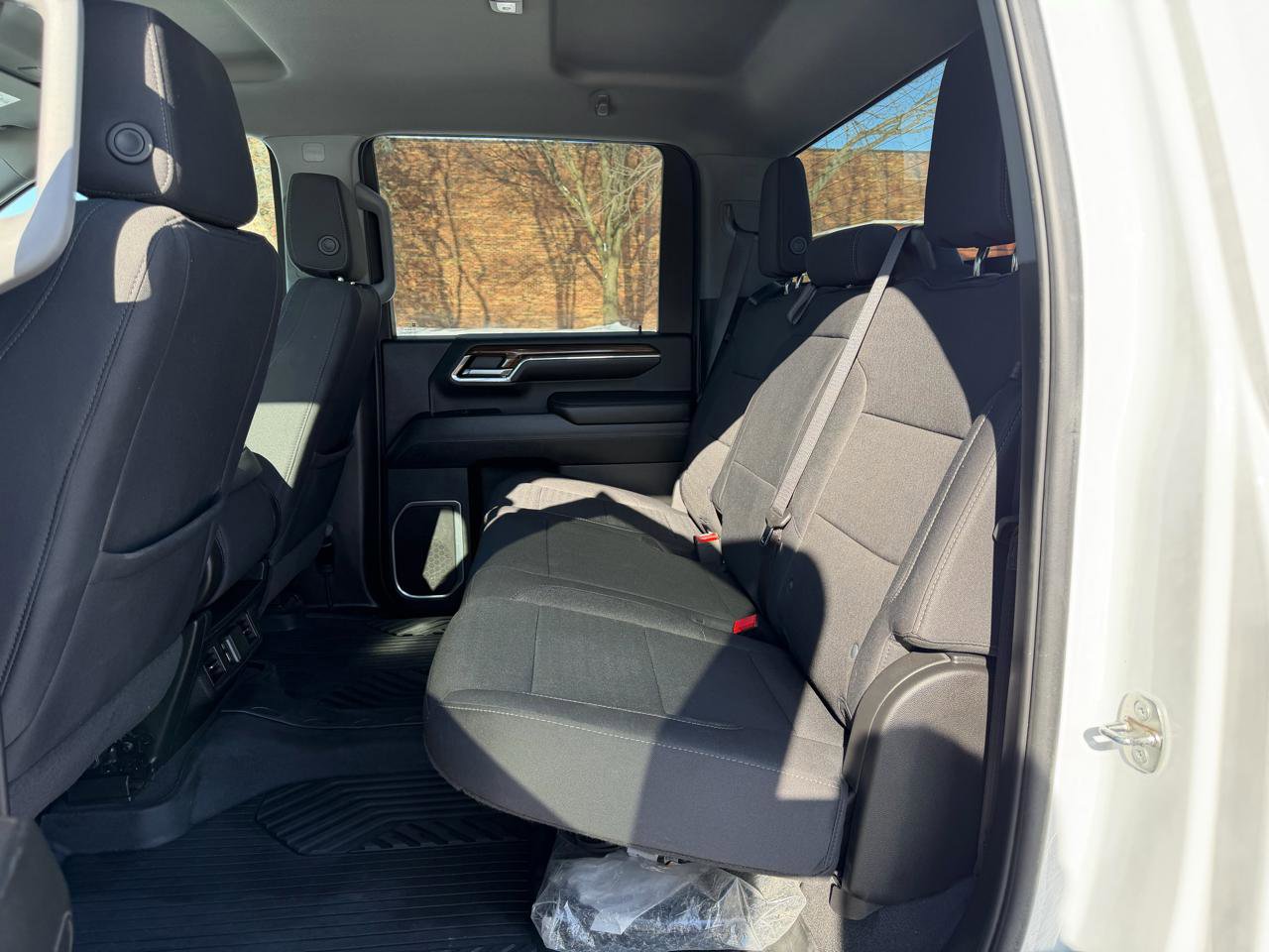 Used 2024 Chevrolet Silverado 2500 LT image 33