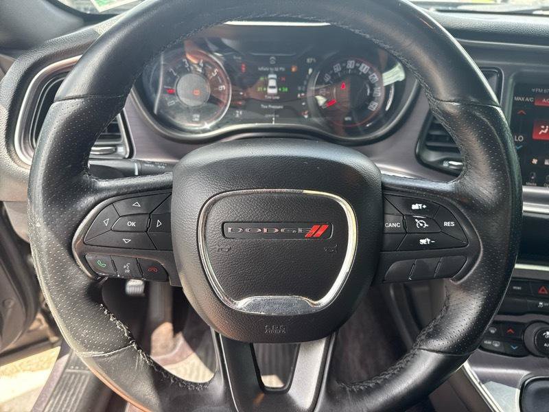 Used 2016 Dodge Challenger SXT w/ Blacktop Package RWD image 15