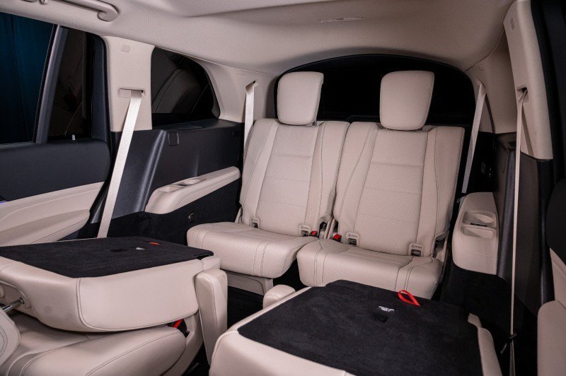 Certified 2026 Mercedes-Benz GLS 450 4MATIC image 30