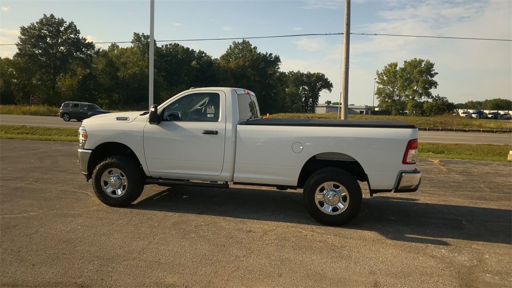 Used 2024 RAM 2500 Tradesman w/ Chrome Appearance Group image 5