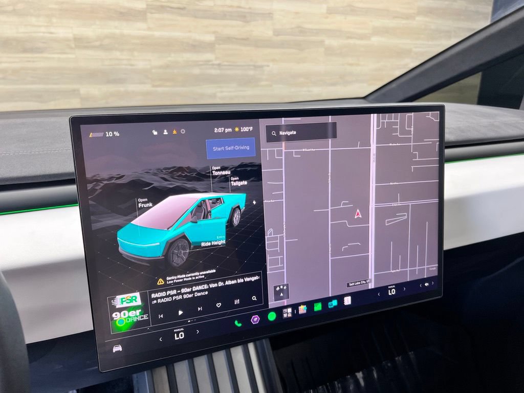 Used 2024 Tesla Cybertruck Cyberbeast AWD/4WD image 15