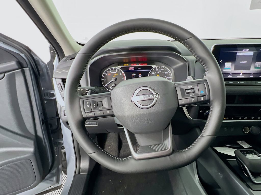 New 2026 Nissan Rogue SV image 10