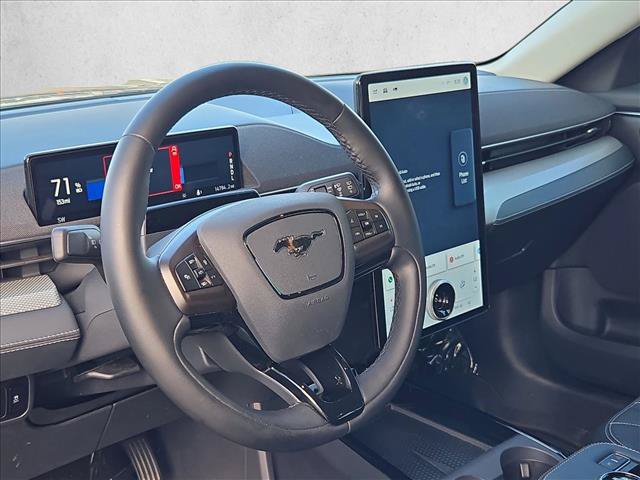 Used 2023 Ford Mustang Mach-E Select RWD image 9