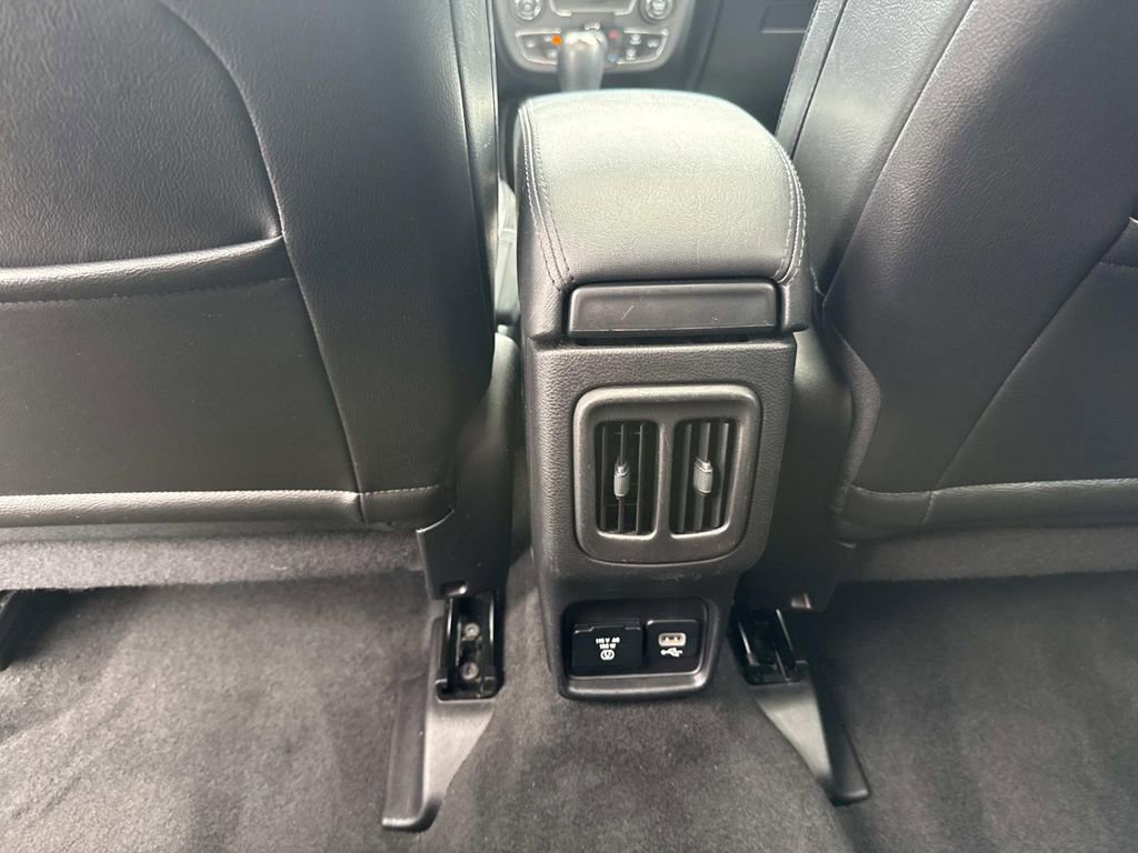 Used 2018 Jeep Compass Altitude w/ Popular Equipment Group image 21